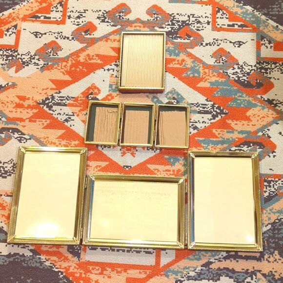 Vintage MCM gold trim tri-fold 5x7 frame, tri fold wallet frame, 3.5x2.5 frame - Picture 2 of 11